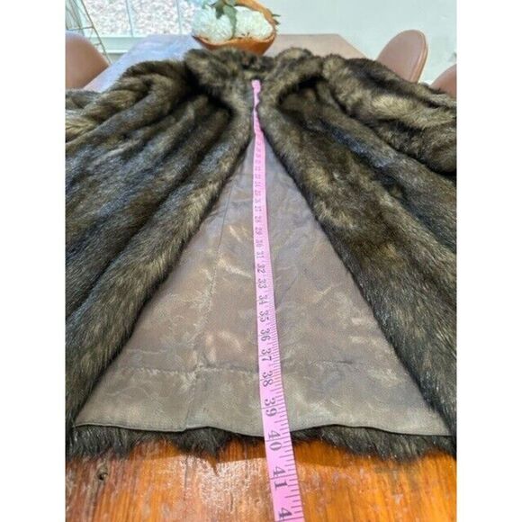 Full length Elegant Faux Fur Coat~ final markdown price is firm. - Picture 8 of 12